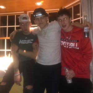 Meet your Posher, Sebastian